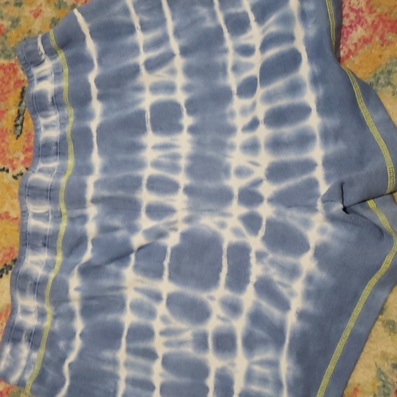 Crown & ivy shorts size xl - Picture 4 of 4